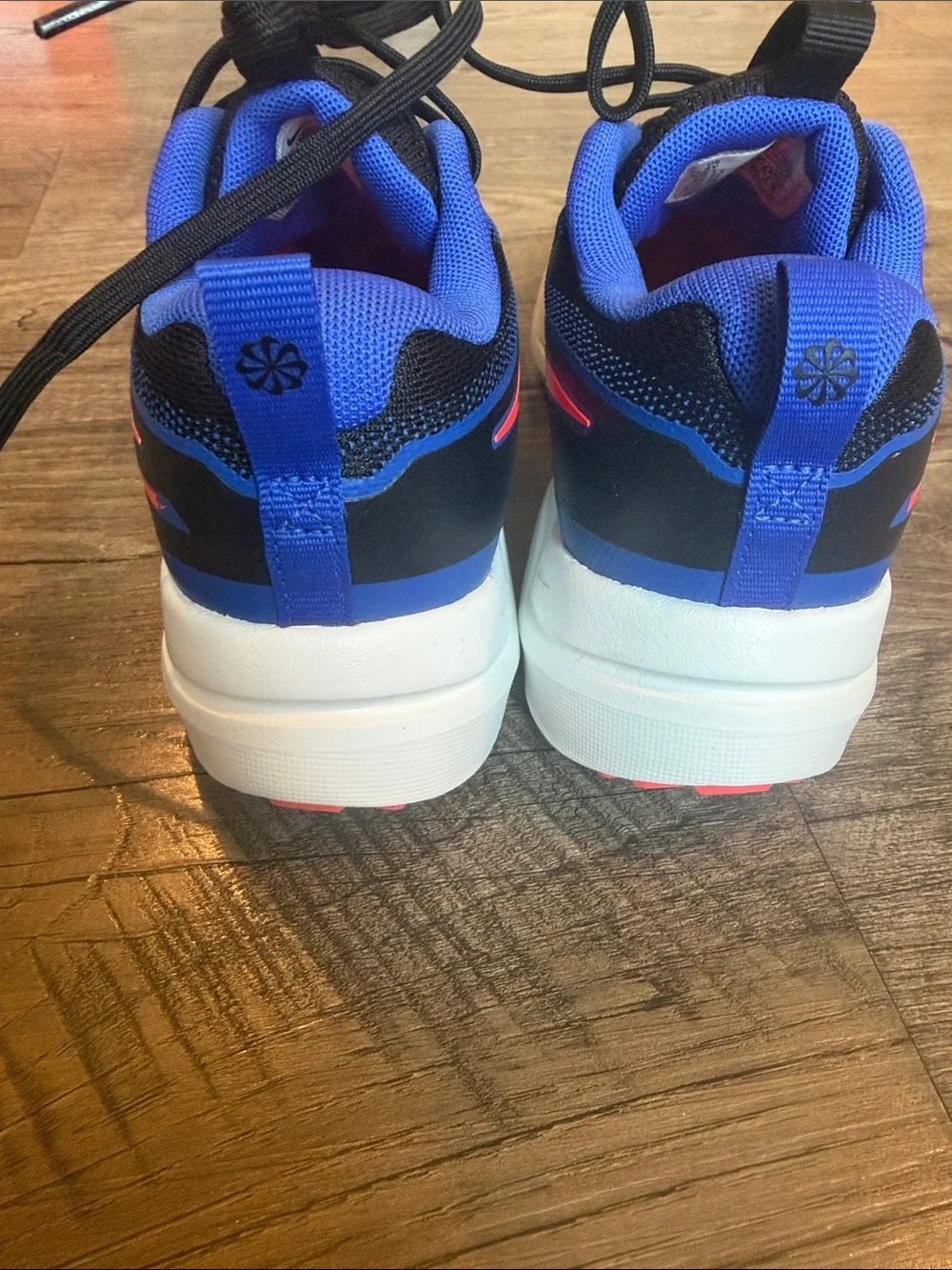 Nike Kids Cosmic Runners Blue and Black Sneakers with Red Swoosh (size 4)